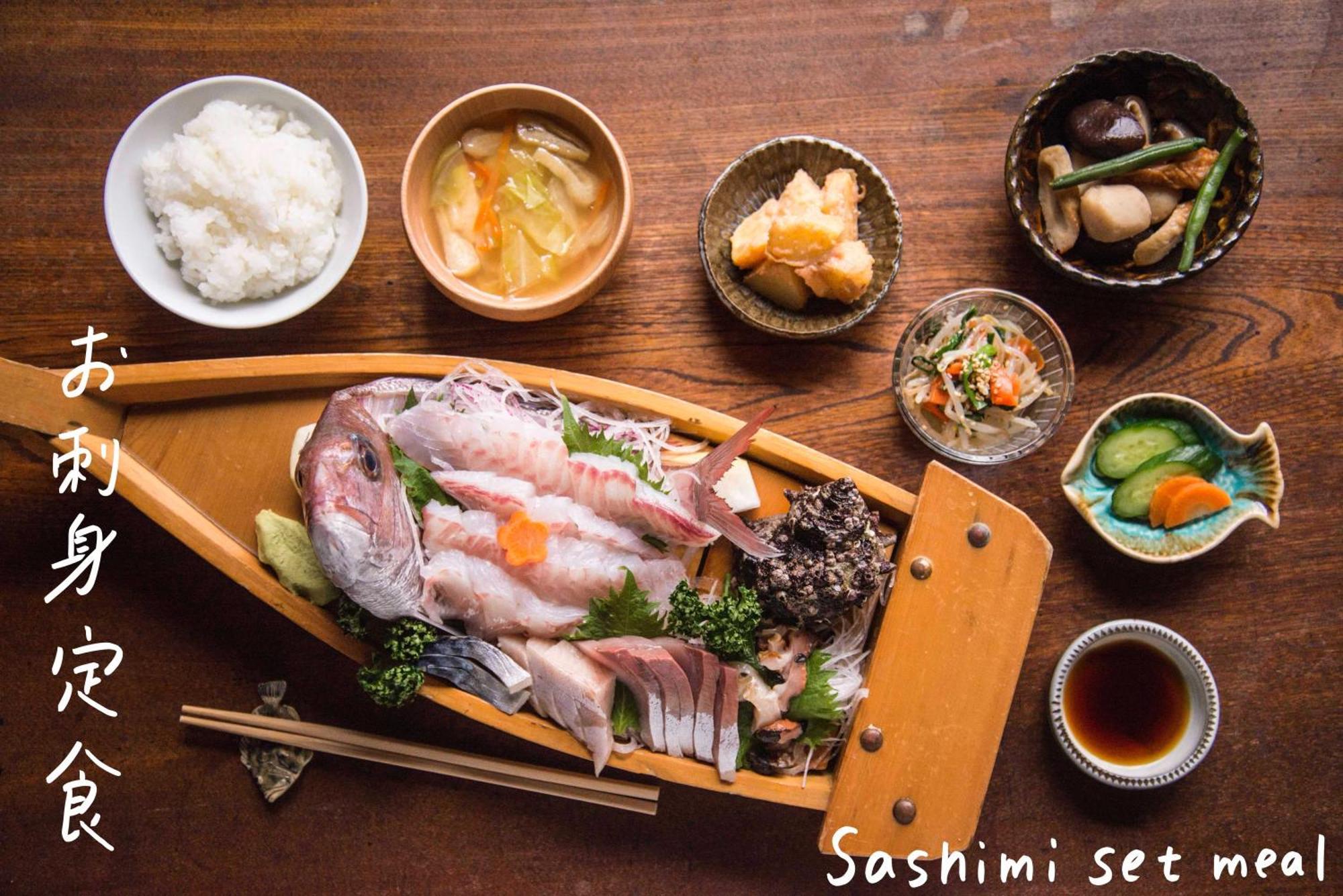 Book & Guesthouse Hitotomaru 丰冈市 外观 照片